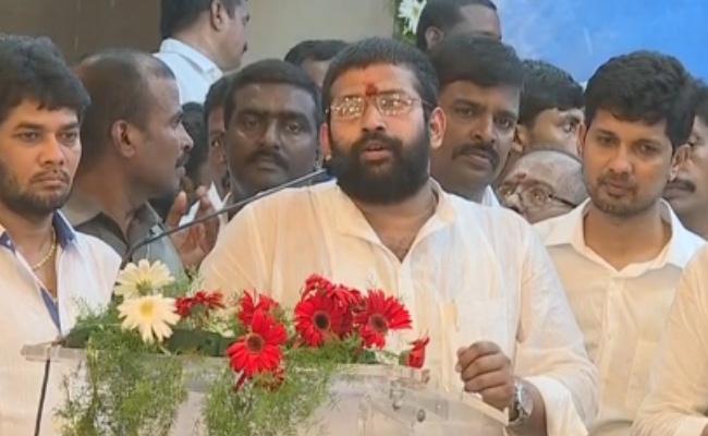 మా కుటుంబానికి వైయస్‌ఆర్‌ దేవుడు | YSR Congress Party