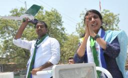 YS Bharathi Jammalamadugu Election campaign Photo Gallery - YSRCongress