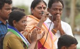 YS Vijayamma Maadugula Election campaign Photo Gallery - YSRCongress