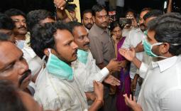 YS Jagan Visit to Narsapur Govt Hospital in West Godavari district