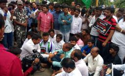 YSRCP Dharna's on Nirudyoga Vanchana 2018-08-07